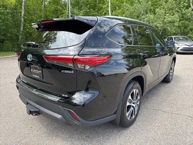 used 2020 Toyota Highlander Hybrid car, priced at $36,500