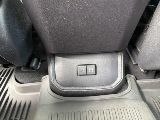 used 2020 Toyota Highlander Hybrid car, priced at $36,500