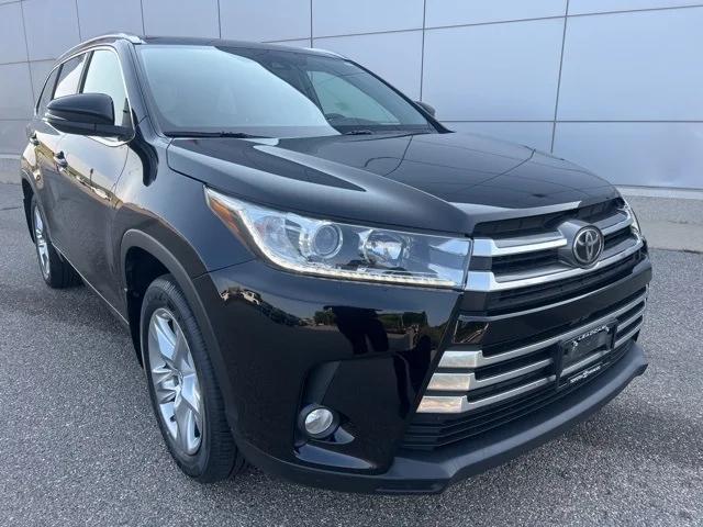 used 2017 Toyota Highlander car, priced at $22,990