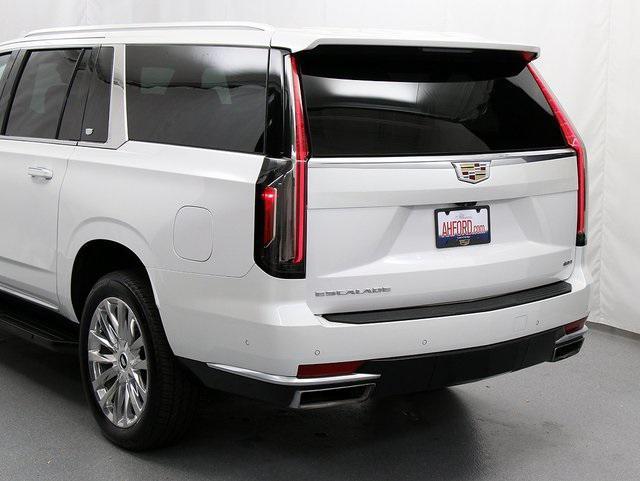 used 2023 Cadillac Escalade ESV car, priced at $67,367