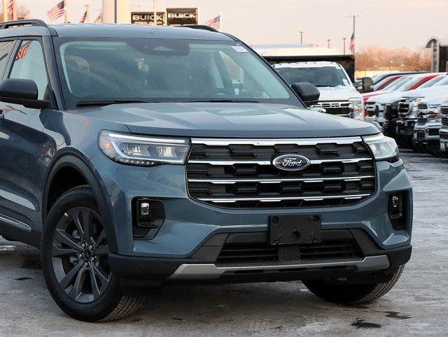 new 2025 Ford Explorer car, priced at $45,824