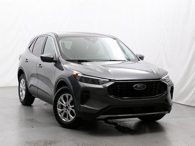used 2023 Ford Escape car, priced at $24,995