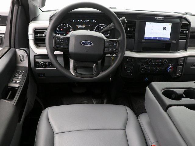 new 2025 Ford F-350 car, priced at $65,996