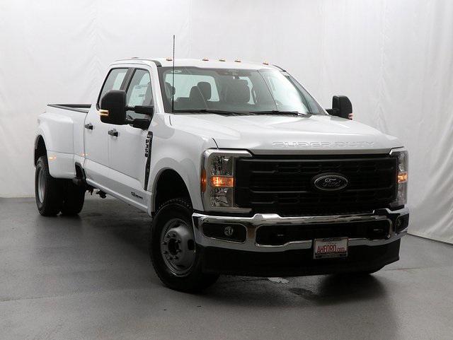 new 2025 Ford F-350 car, priced at $65,996