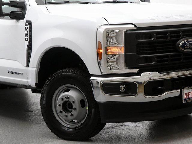 new 2025 Ford F-350 car, priced at $65,996
