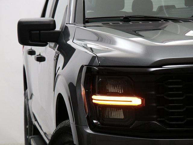 new 2025 Ford F-150 car, priced at $50,690