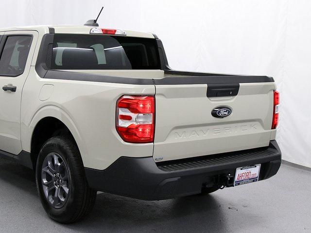 new 2025 Ford Maverick car, priced at $30,944