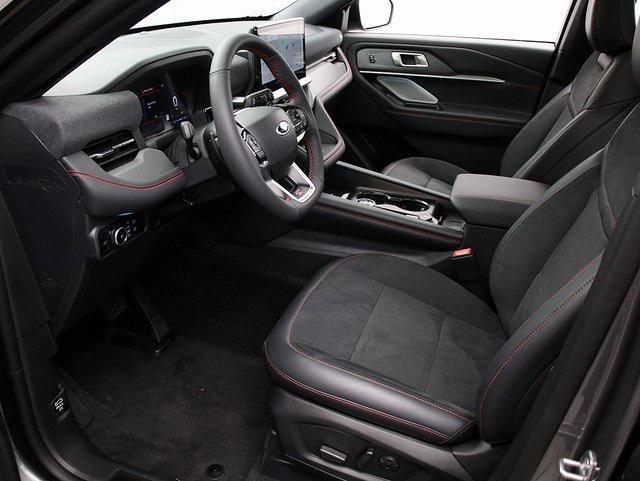 new 2025 Ford Explorer car, priced at $56,965