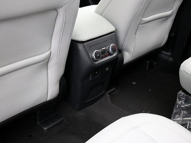new 2025 Ford Explorer car, priced at $57,996