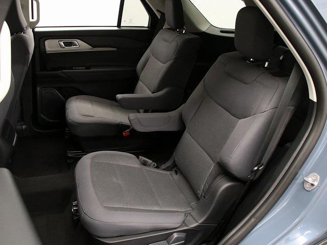 new 2025 Ford Explorer car, priced at $41,519