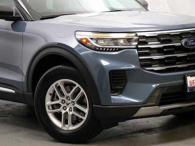 new 2025 Ford Explorer car, priced at $41,519