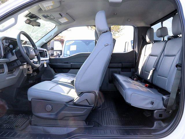 new 2024 Ford F-350 car, priced at $77,692