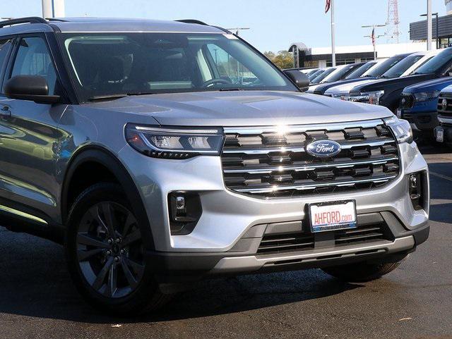 new 2025 Ford Explorer car, priced at $48,800