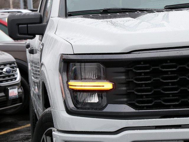 new 2024 Ford F-150 car, priced at $50,304