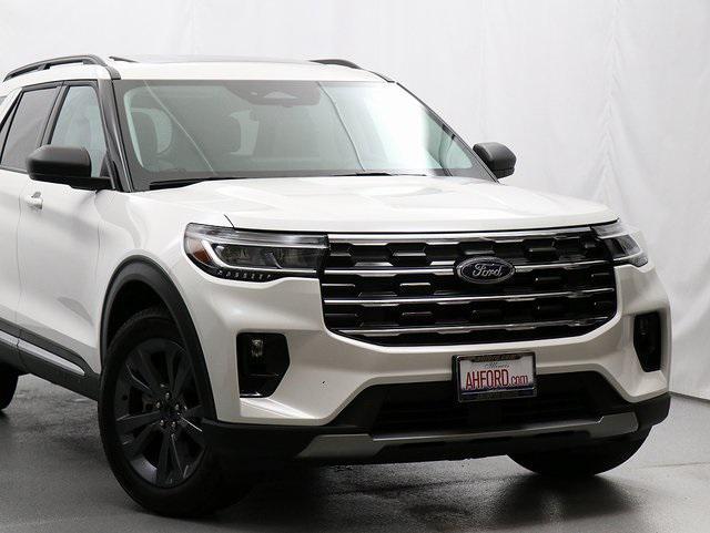 new 2025 Ford Explorer car, priced at $47,701