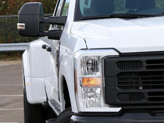 new 2024 Ford F-350 car, priced at $64,535