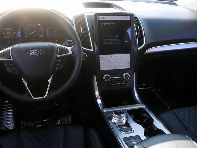 used 2024 Ford Edge car, priced at $40,801