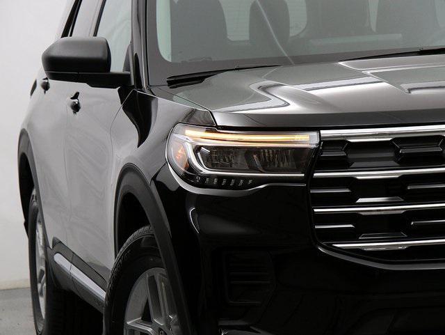 new 2025 Ford Explorer car, priced at $41,553