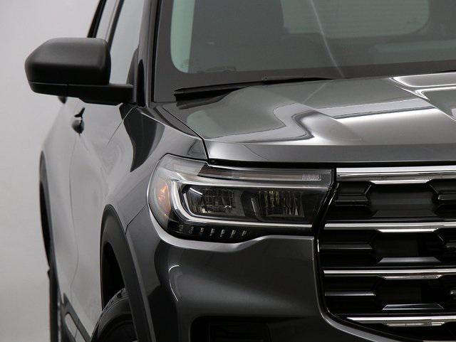 new 2026 Ford Explorer car, priced at $42,568