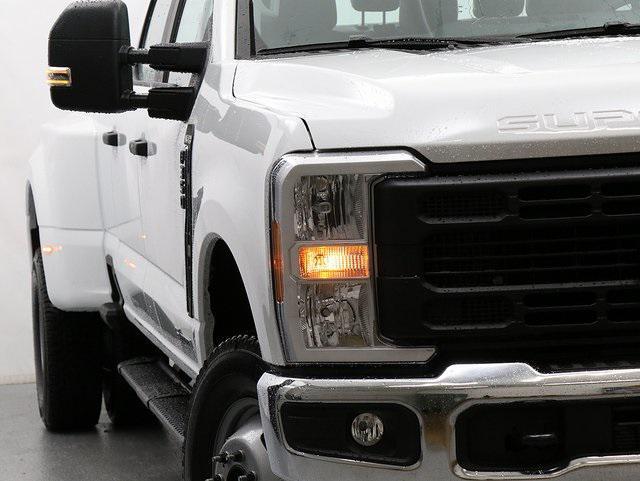 new 2025 Ford F-350 car, priced at $65,577