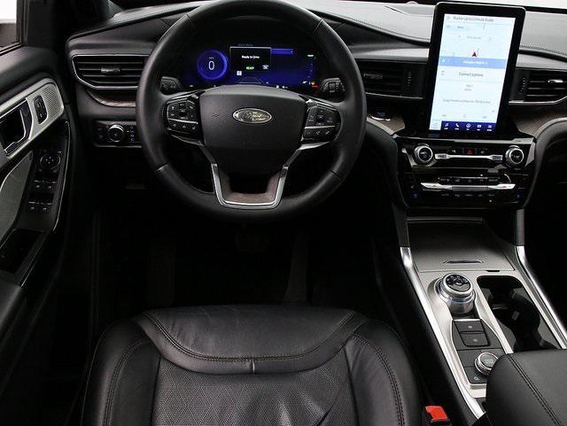 used 2022 Ford Explorer car, priced at $33,334