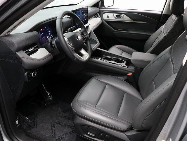 new 2025 Ford Explorer car, priced at $44,525