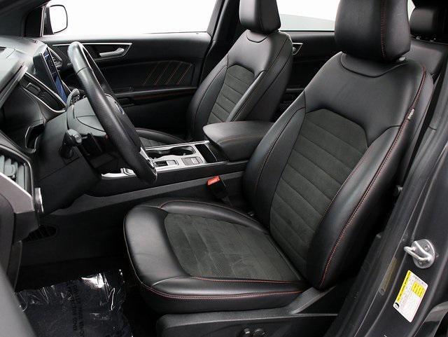 used 2022 Ford Edge car, priced at $25,000