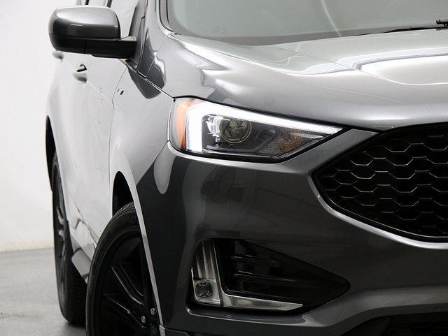 used 2022 Ford Edge car, priced at $25,000