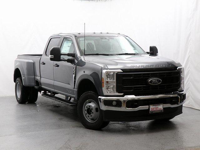 new 2025 Ford F-350 car, priced at $71,020