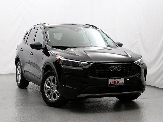 new 2025 Ford Escape car, priced at $29,540