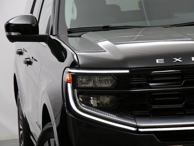 new 2025 Ford Expedition Max car, priced at $81,160