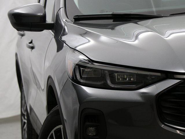 new 2024 Ford Escape car, priced at $39,922