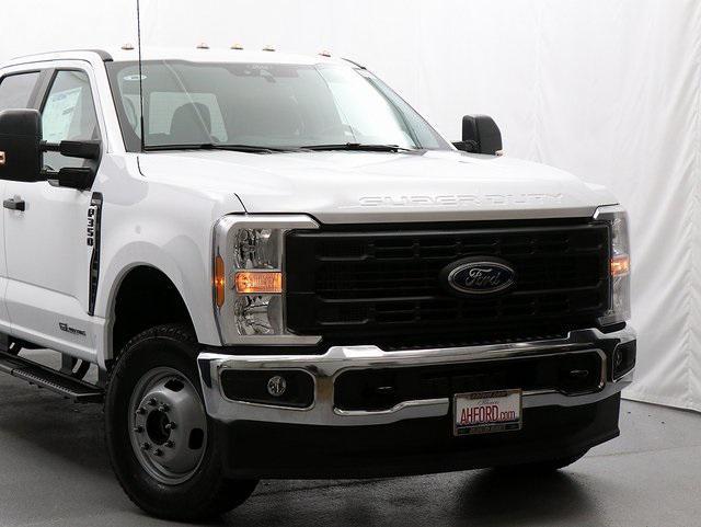 new 2025 Ford F-350 car, priced at $70,645