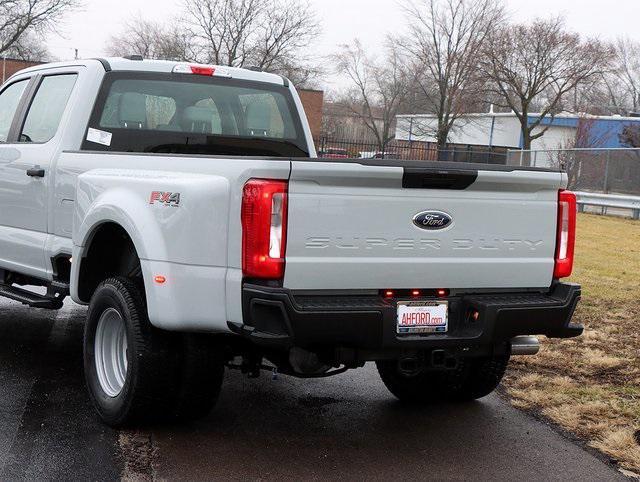 new 2025 Ford F-350 car, priced at $70,325