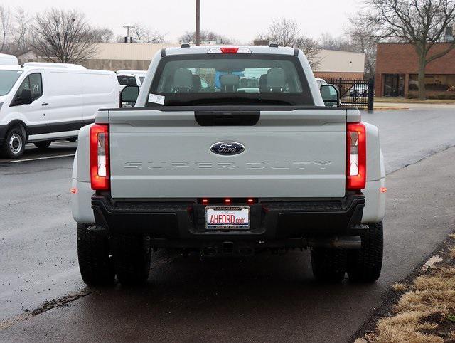 new 2025 Ford F-350 car, priced at $70,325