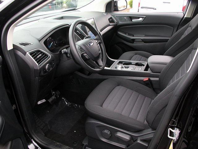 new 2024 Ford Edge car, priced at $35,420