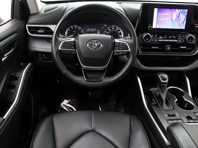 used 2023 Toyota Highlander car, priced at $37,407