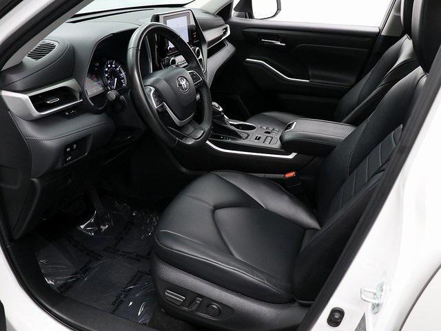 used 2023 Toyota Highlander car, priced at $37,407