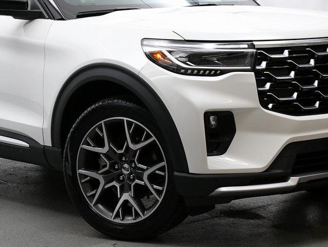 new 2025 Ford Explorer car, priced at $58,743