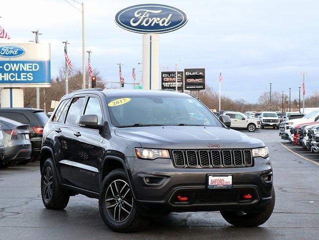 used 2017 Jeep Grand Cherokee car, priced at $17,401