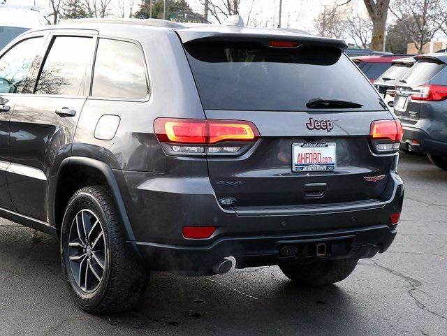 used 2017 Jeep Grand Cherokee car, priced at $17,401