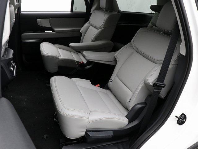 new 2025 Ford Expedition car, priced at $72,650