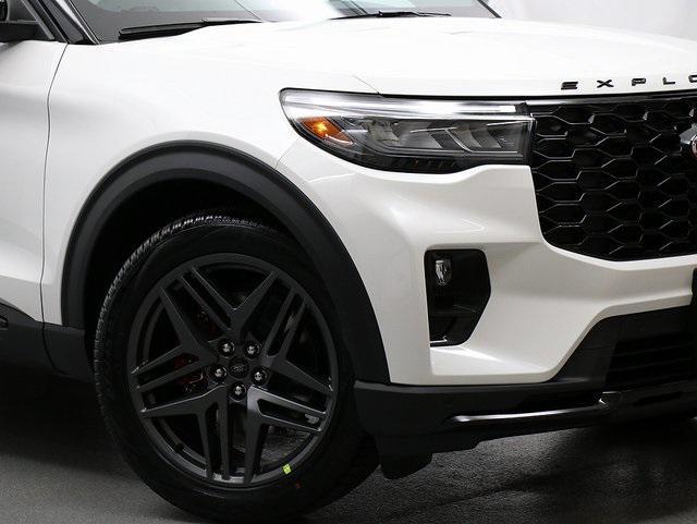 new 2025 Ford Explorer car, priced at $58,771