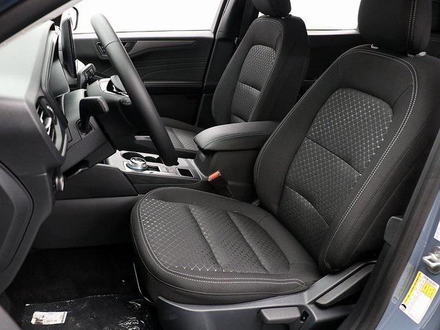 new 2025 Ford Escape car, priced at $30,431