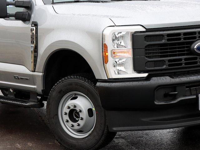 new 2024 Ford F-350 car, priced at $65,164