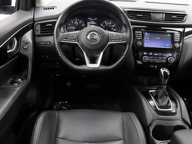 used 2017 Nissan Rogue Sport car, priced at $17,991