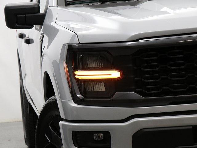 new 2025 Ford F-150 car, priced at $49,266