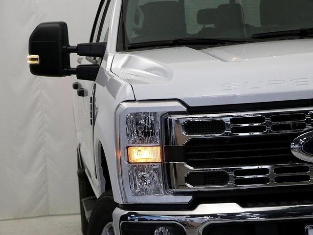 new 2024 Ford F-350 car, priced at $61,010