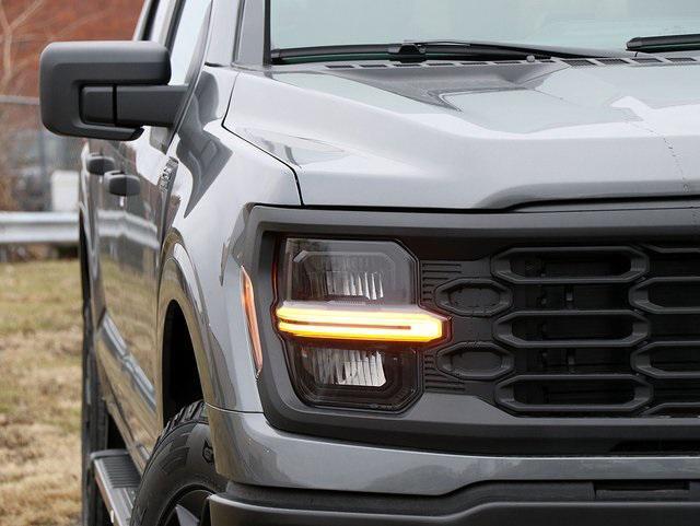 new 2024 Ford F-150 car, priced at $50,290