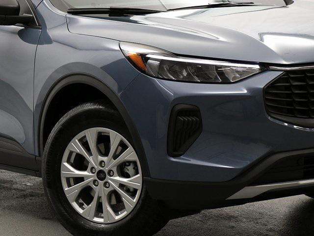 new 2025 Ford Escape car, priced at $28,965